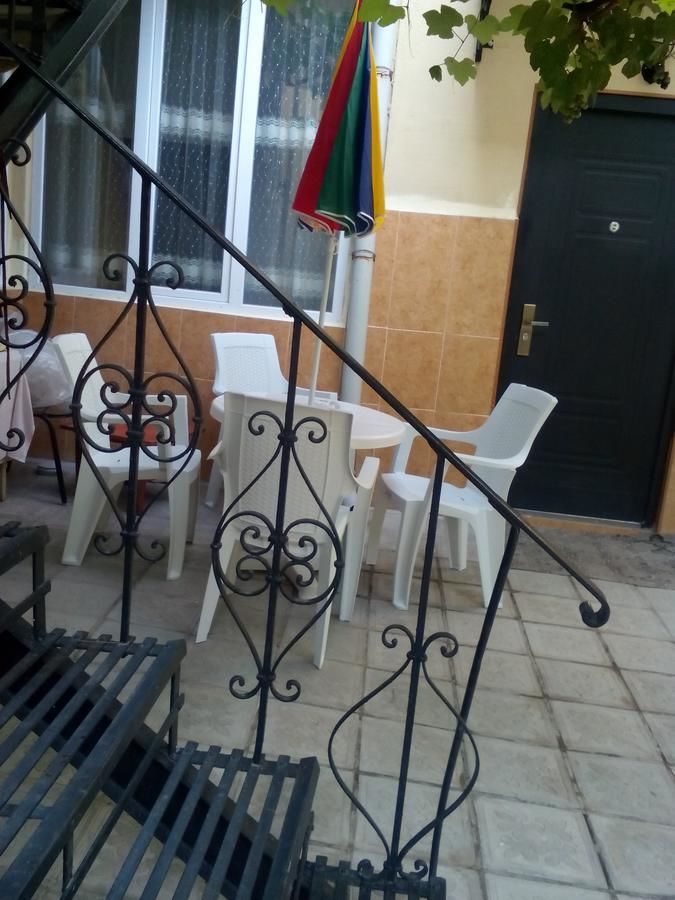 Гостевой дом Green Guest House Тбилиси-13